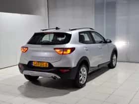 Kia Stonic (2024) thumbnail 7