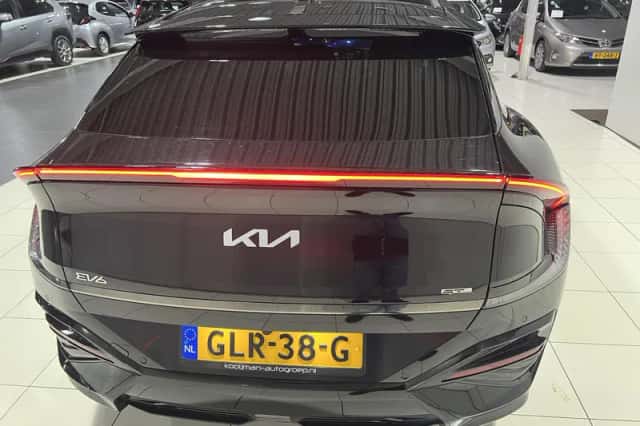 Kia EV6 (2024) thumbnail 6