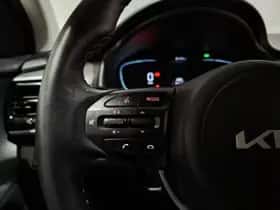 Kia Stonic (2024) thumbnail 11