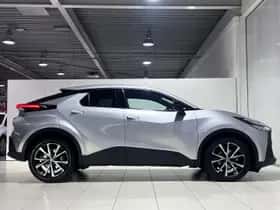 Toyota C-HR (2024) thumbnail 11