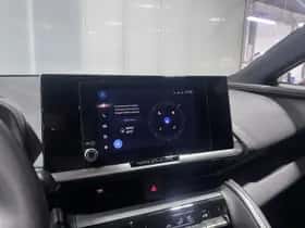 Toyota C-HR (2024) thumbnail 19