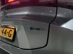 Toyota C-HR (2024) thumbnail 31