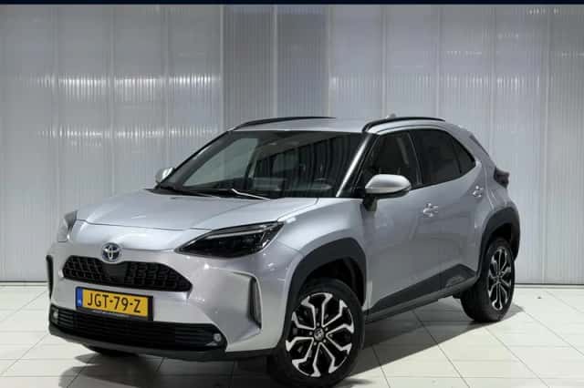 Toyota Yaris Cross (2024) thumbnail 1