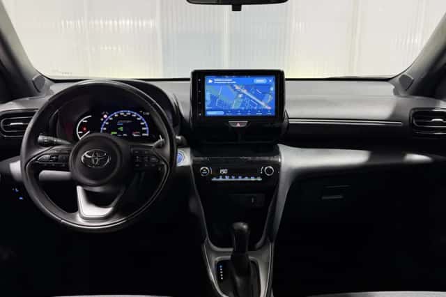 Toyota Yaris Cross (2024) thumbnail 4