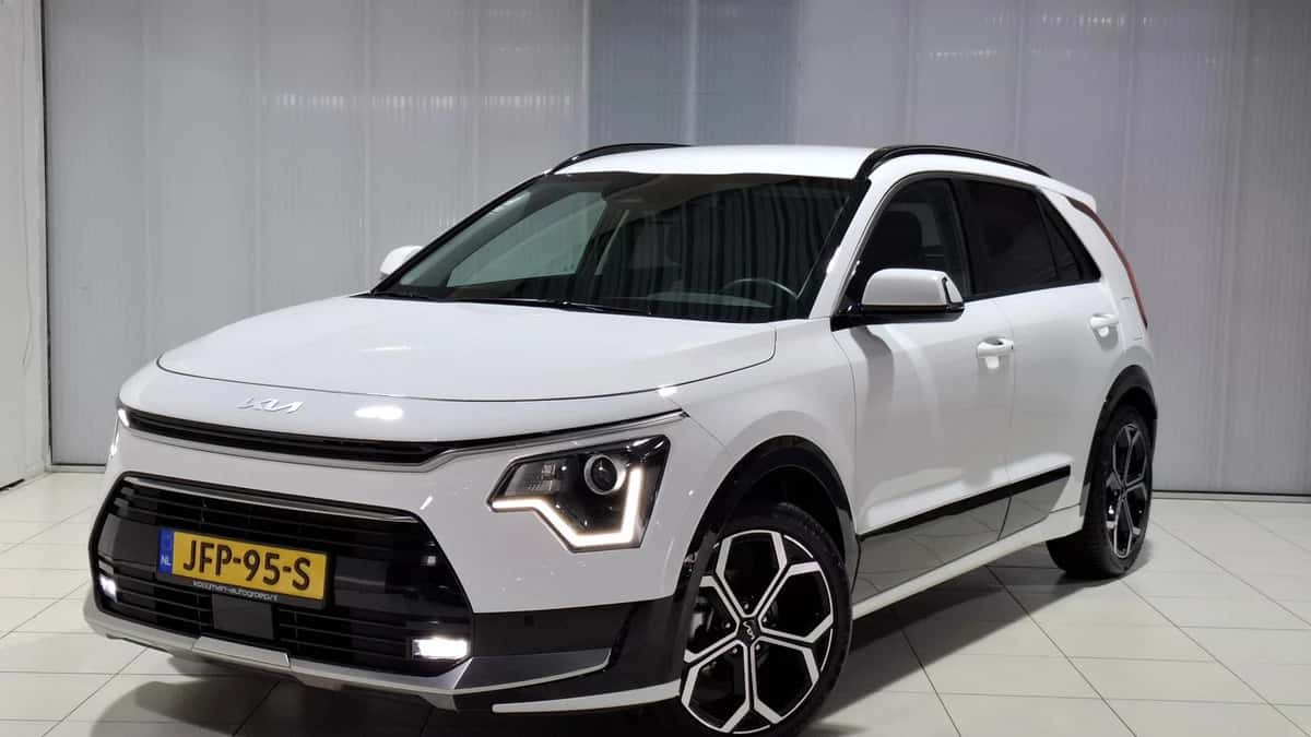 Kia Niro (2023) — foto 1