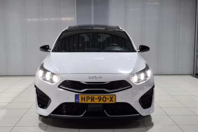 Kia Ceed Sportswagon (2025) thumbnail 4