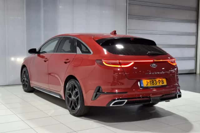 Kia Proceed (2020) thumbnail 6