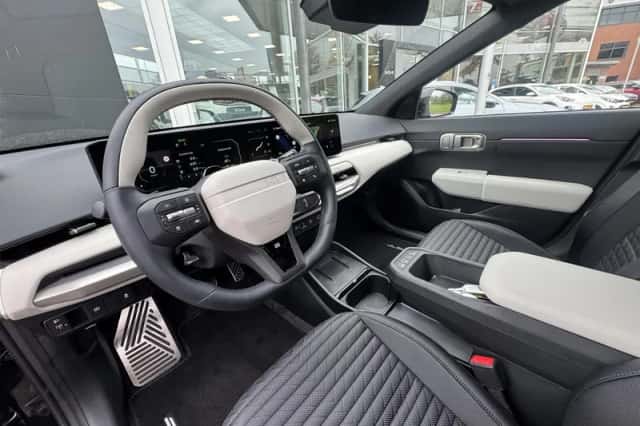 Kia EV4 (2026) thumbnail 3