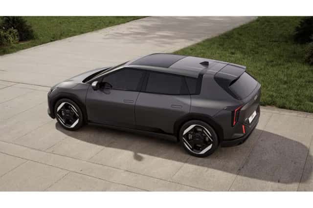 Kia EV4 (2026) thumbnail 2