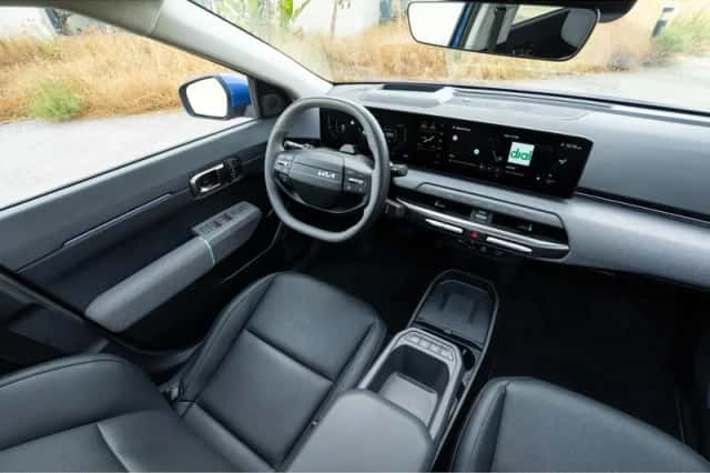 Kia EV4 (2026) thumbnail 4