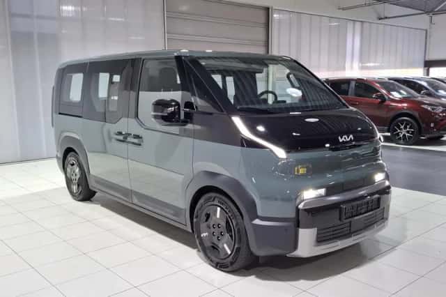Kia PV5 (2026) thumbnail 2