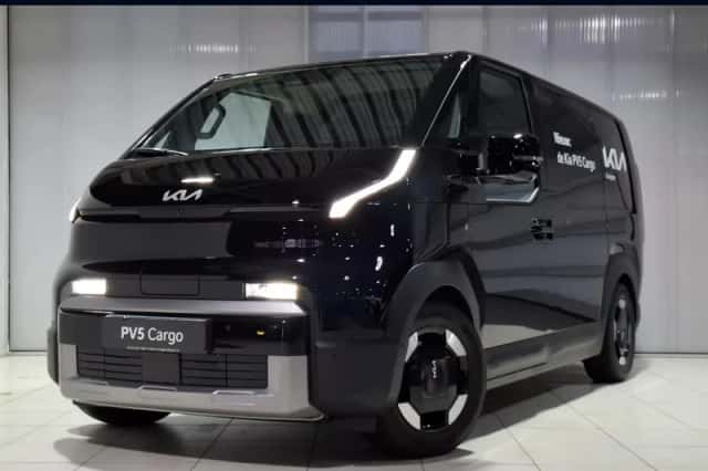Kia PV5 (2025) thumbnail 1