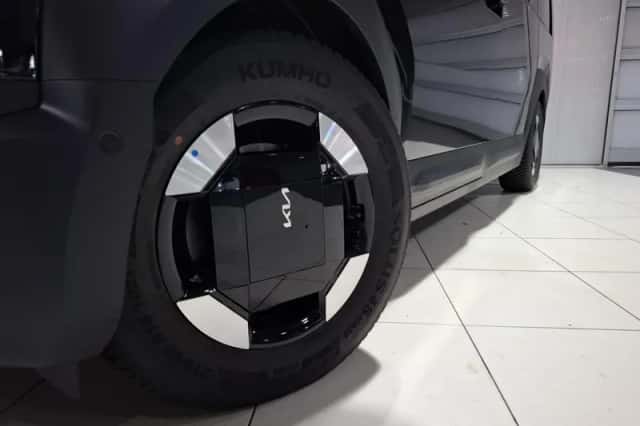 Kia PV5 (2025) thumbnail 2