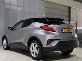 Toyota C-HR (2019) thumbnail 11