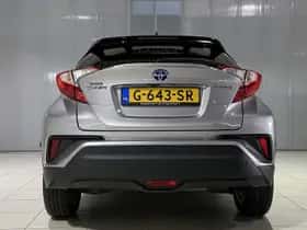 Toyota C-HR (2019) thumbnail 12