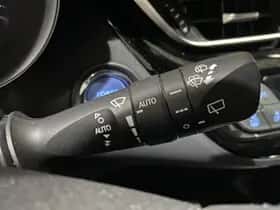 Toyota C-HR (2019) thumbnail 23