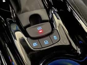 Toyota C-HR (2019) thumbnail 36
