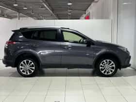 Toyota RAV4 (2019) thumbnail 15