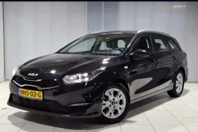 Kia Ceed Sportswagon (2025) thumbnail 1