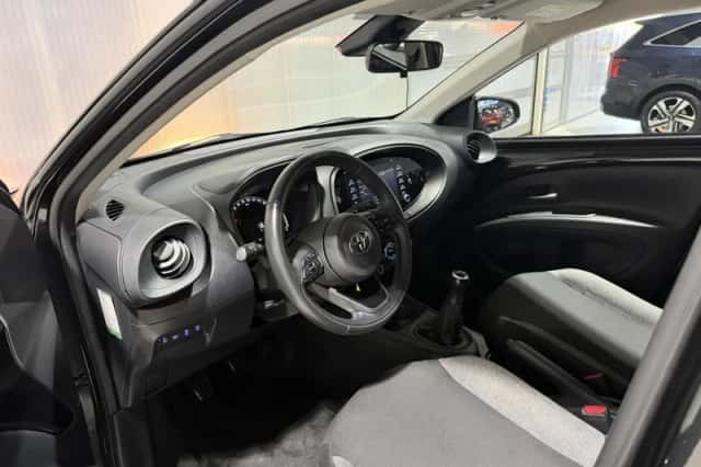 Toyota Aygo (2024) thumbnail 5