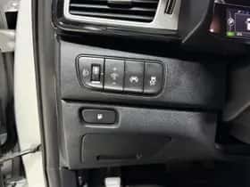 Kia Niro (2017) thumbnail 14
