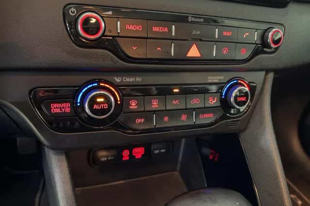 Kia Niro (2017) thumbnail 20