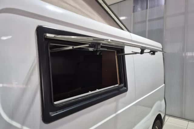 Renault Trafic (2009) thumbnail 12