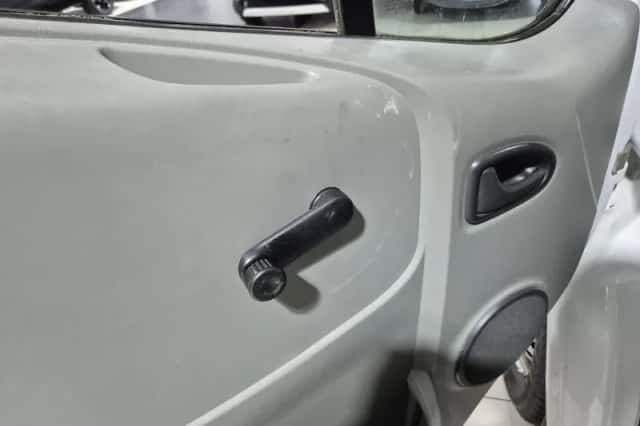 Renault Trafic (2009) thumbnail 20
