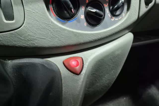 Renault Trafic (2009) thumbnail 34