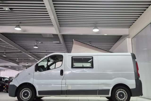 Renault Trafic (2009) thumbnail 8