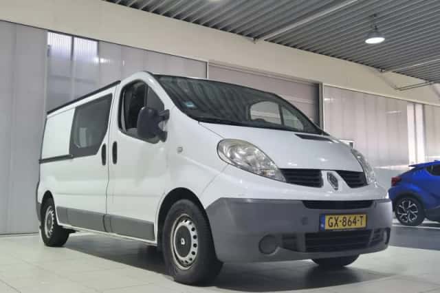 Renault Trafic (2009) thumbnail 9
