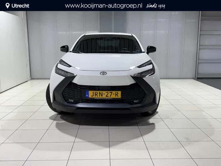 Toyota C-HR (2025) — foto 1