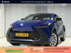 Toyota C-HR (2025) thumbnail 1