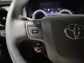 Toyota C-HR (2025) thumbnail 12