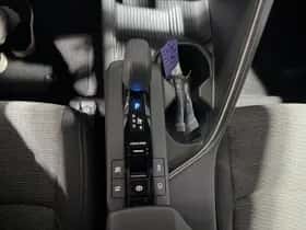 Toyota C-HR (2025) thumbnail 20