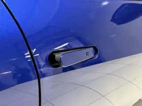 Toyota C-HR (2025) thumbnail 27