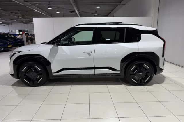 Kia EV3 (2024) thumbnail 4