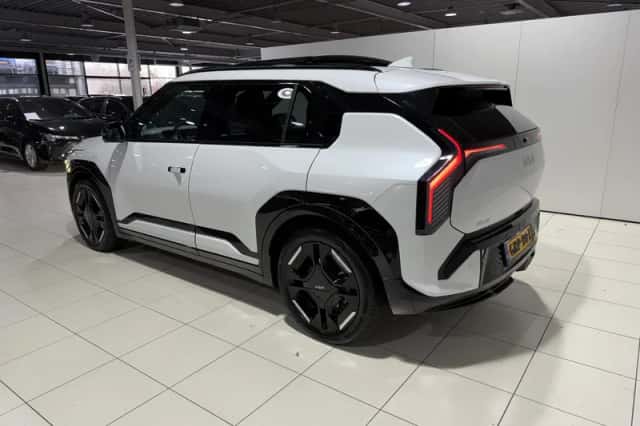 Kia EV3 (2024) thumbnail 5