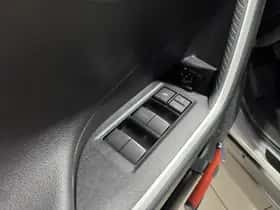 Toyota RAV4 (2025) thumbnail 22
