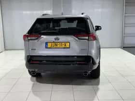 Toyota RAV4 (2025) thumbnail 5