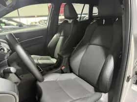 Toyota Corolla (2025) thumbnail 3