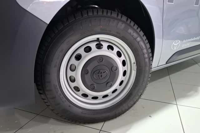 Toyota Proace (2024) thumbnail 2
