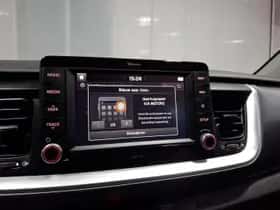 Kia Stonic (2019) thumbnail 22