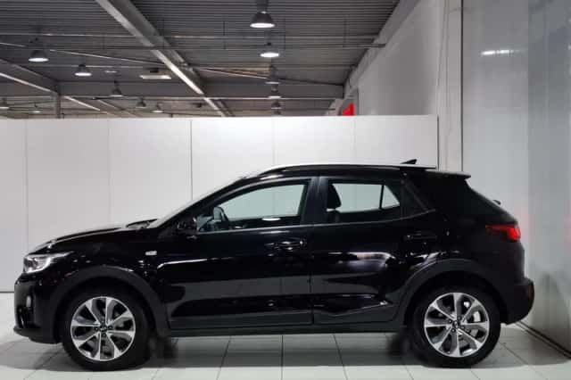 Kia Stonic (2019) thumbnail 9