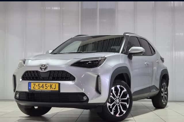 Toyota Yaris Cross (2024) thumbnail 1