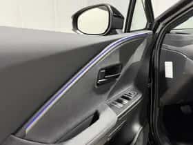 Toyota C-HR (2025) thumbnail 32
