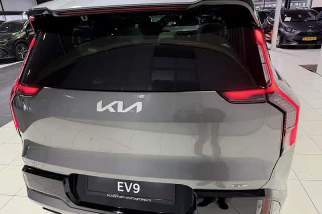 Kia EV9 (2026) thumbnail 6
