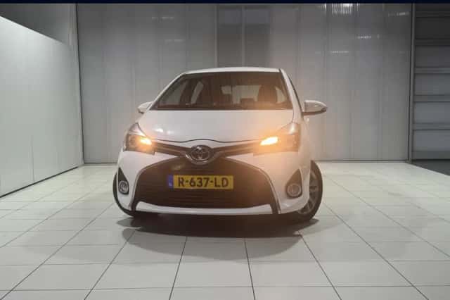 Toyota Yaris (2015)