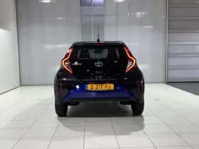 Toyota Aygo (2024) thumbnail 2