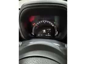 Toyota Aygo (2024) thumbnail 12